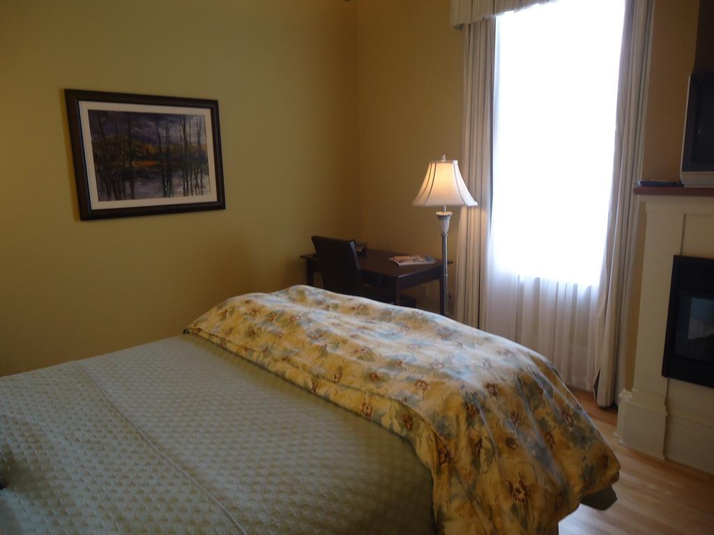 Maison Tait House Hotel Shediac Bagian luar foto