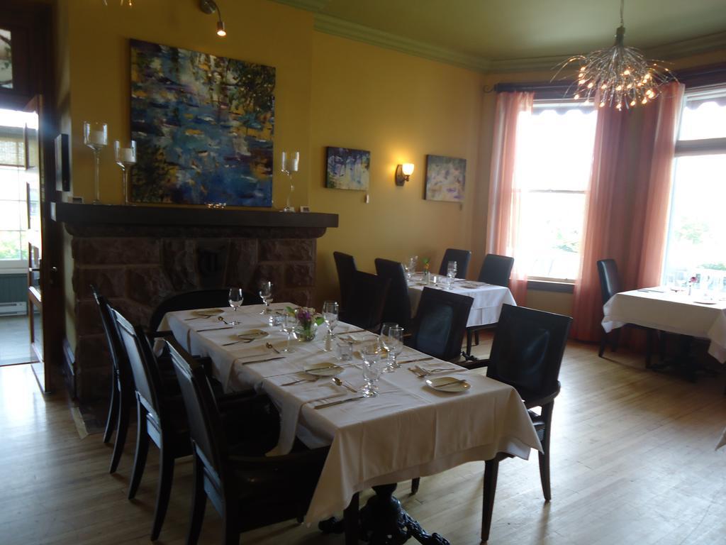Maison Tait House Hotel Shediac Bagian luar foto